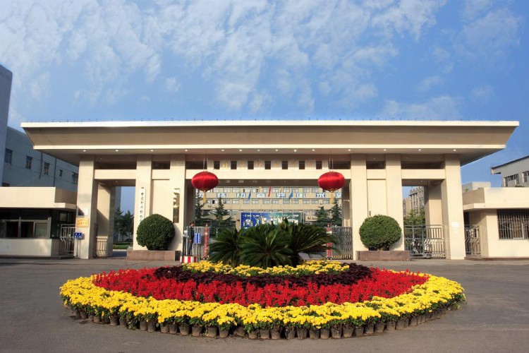 北京印刷学院2023艺术类招生366人，较去年增8人，校考专业减33人