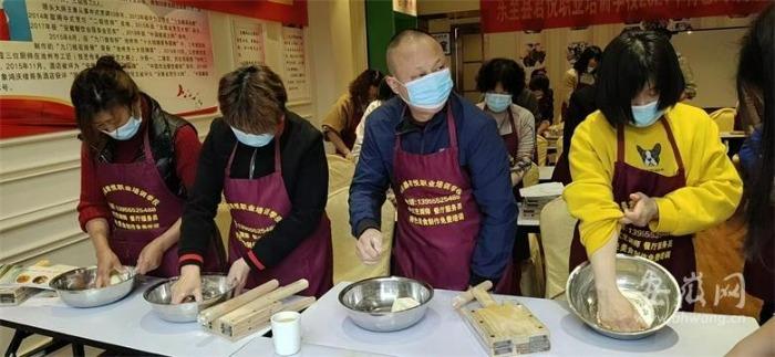 暖民心 见行动｜安徽东至：美食技能培训让更多有志者成为“徽菜名厨”