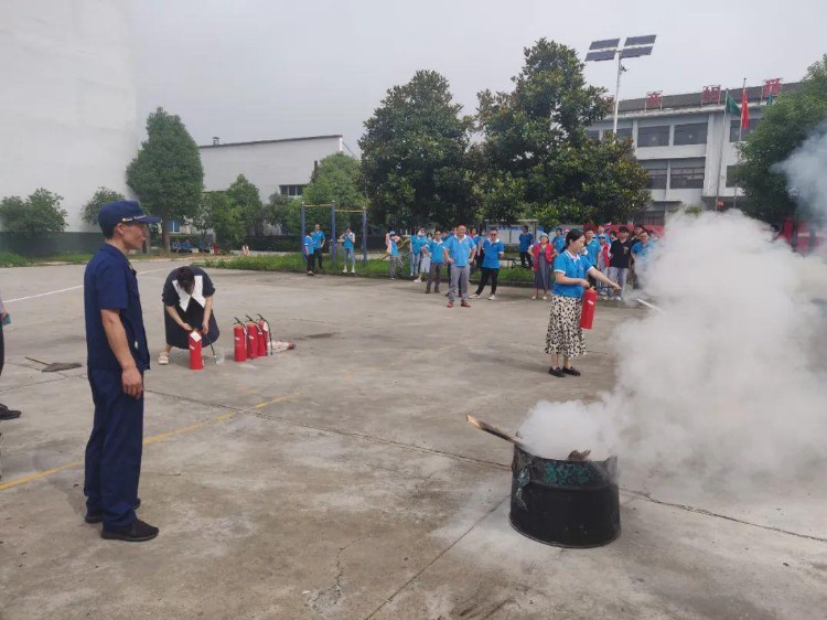 湖北宜昌：培训生产加工企业消防安全“明白人”