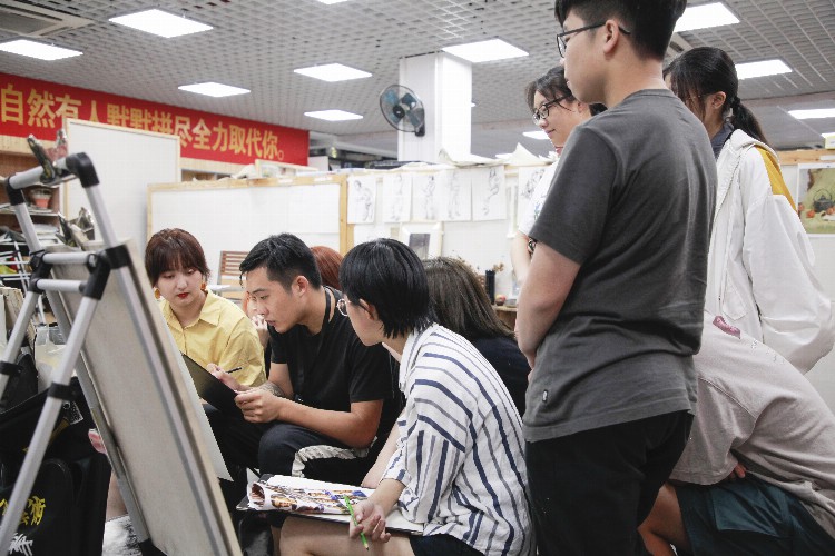 杭州画室：给想参加美术高考的你们一些忠告