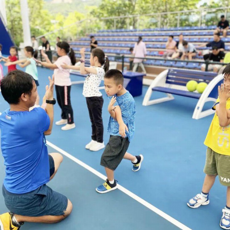 赶快报名！横琴国际网球中心「少儿网球暑期训练班」招生啦