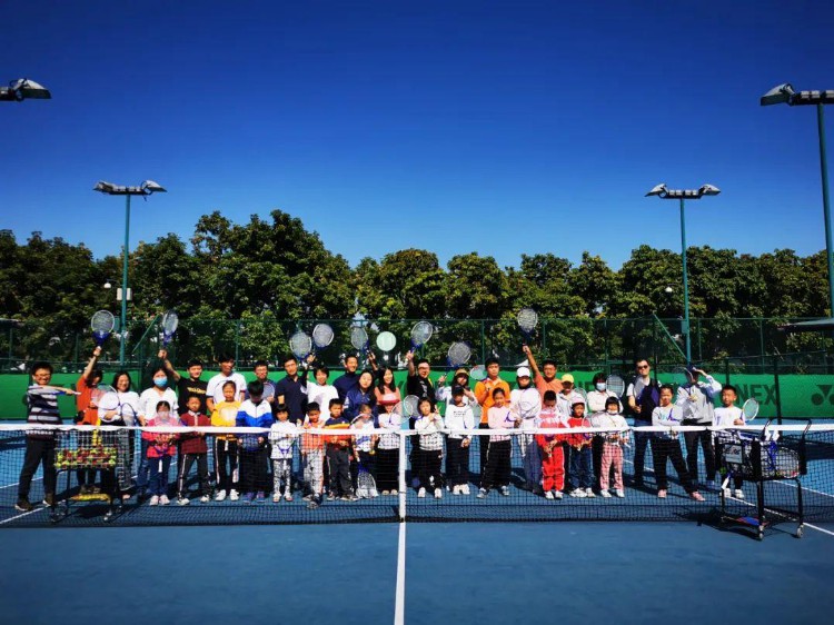 赶快报名！横琴国际网球中心「少儿网球暑期训练班」招生啦