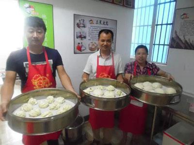 2019年开早餐店学什么项目好，开什么早餐店生意好