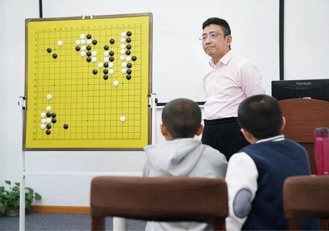 新刊 | 围棋培训：高冷运动成热卖单品