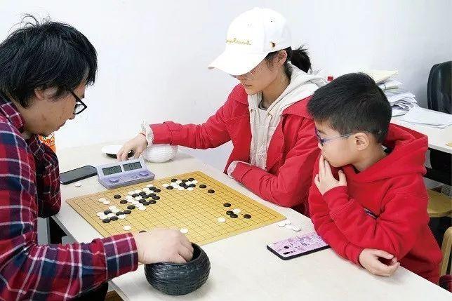 新刊 | 围棋培训：高冷运动成热卖单品