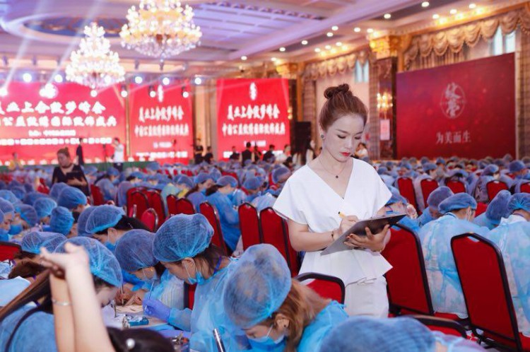 发现不同的你！国色美学推出首届“纹梦杯”中国公益纹绣大赛