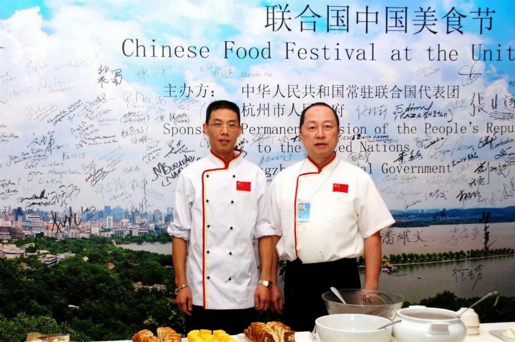 自豪！问鼎世界美食巅峰对决，这位杭州厨师为国出征，夺金而归