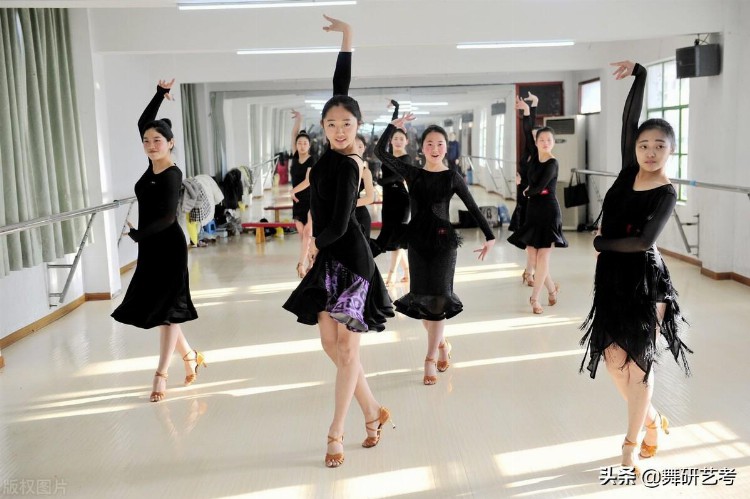 舞蹈艺考生考试内容 2021年舞蹈艺考考前解读