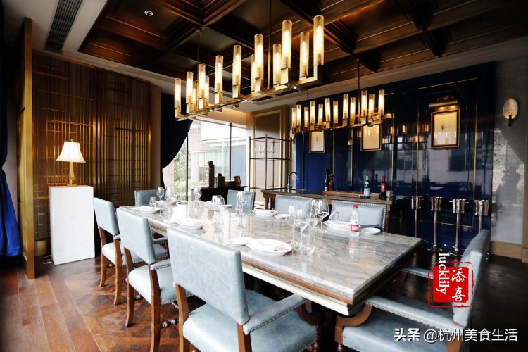 「杭州美食探店」君悦牛排馆，撩动味蕾的21天干式熟成战斧牛排