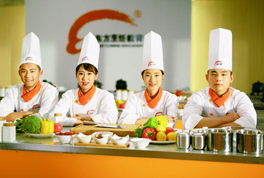 安徽新东方：阜阳人学厨师去哪里