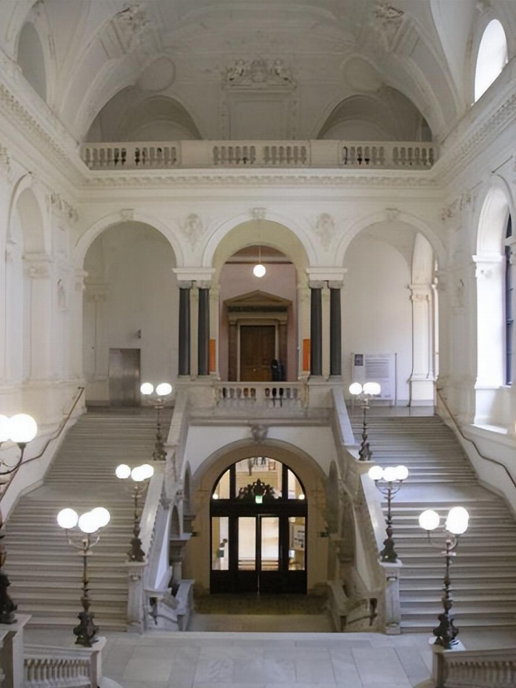 维也纳大学—奥地利第一所大学及最高学府，德语世界最古老的大学