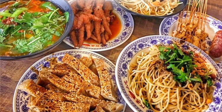 郑州必吃的二三十年小店，人均10 好吃不贵建议收藏！