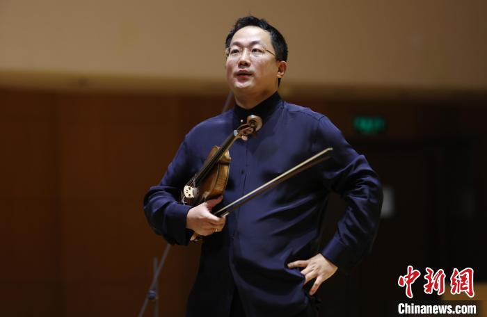 小提琴家杨晓宇“战栗的弓弦”音乐会挑战伊萨伊经典曲目