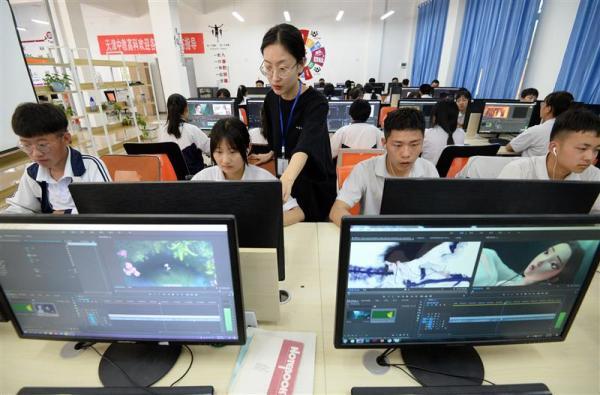 上海首批10家新型技师学院公布，高级工以上年培训量不少于200人次