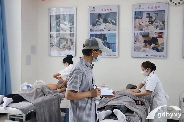 广州能学护理专业的学校——护理专业就业不愁！