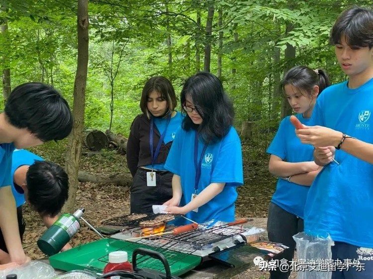 游美景，长见闻，UP英语能力，加拿大宝迪学院“微留学”夏令营！