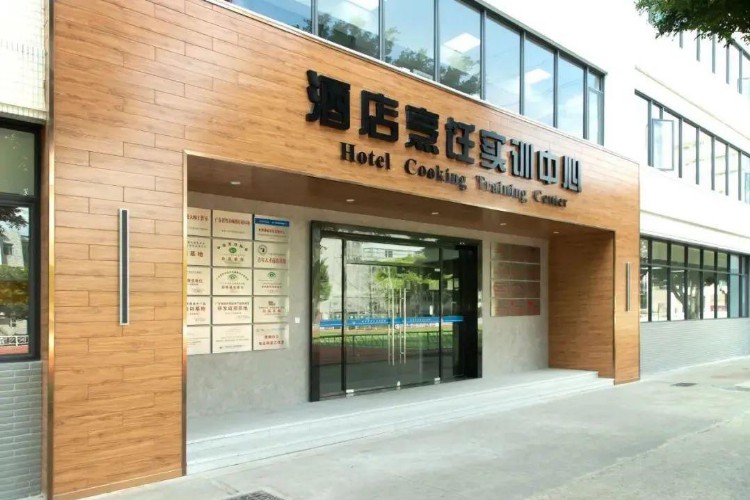 广州白云工商技师学院2022年的温暖回顾！