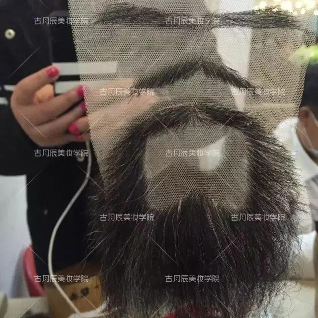 一名剧组化妆师的成长记，学习电影电视化妆的过程原来是这样