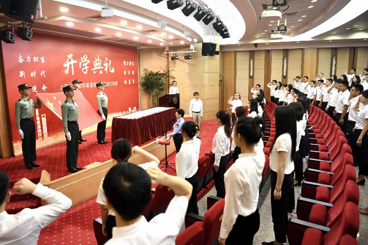 30天培训期、28个培训点，上海3800余名新录用公务员开课啦