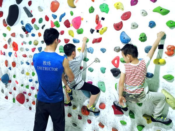 上海青少年体育培训市场尚未重启，但这项引导政策，让培训机构不失信心