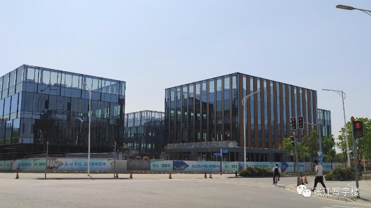 张江大健康街区海豚湾商业中心可做幼儿教育、医美微整、品牌影院