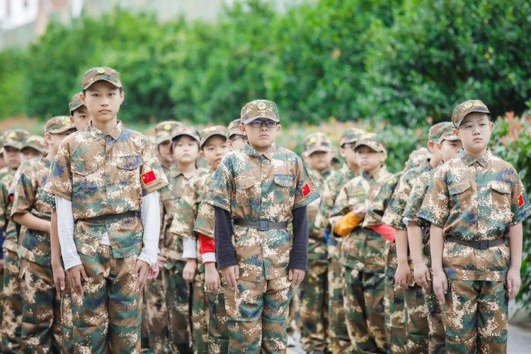 苏州营地教育中小学生军旅素质培养少儿户外军事拓展训练营