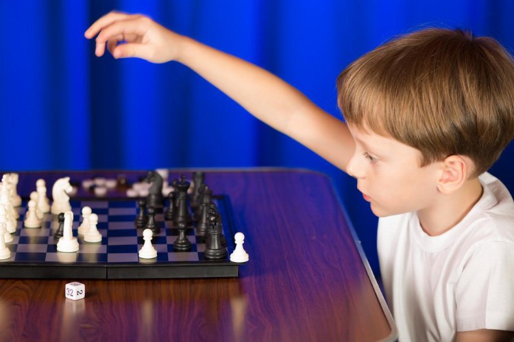 为什么国际象棋培训班这么少？不是小孩不喜欢，而是好老师不多