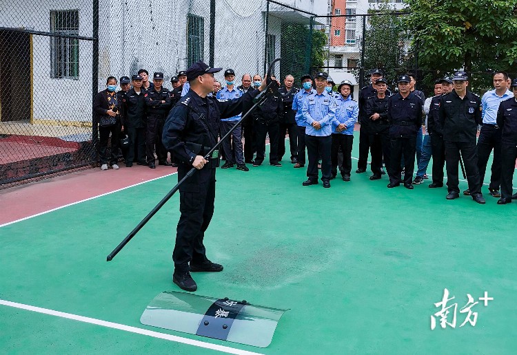 警校警企携手筑平安！梅州兴宁公安开展保安人员警务技能培训