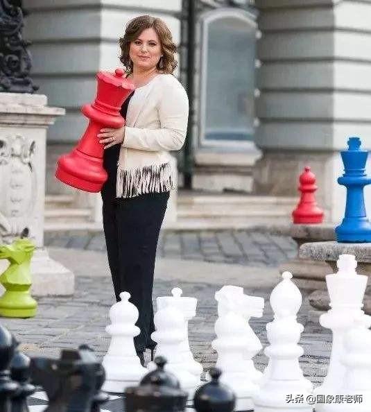 你还记得女子国际象棋世界冠军波尔加实验室吗？