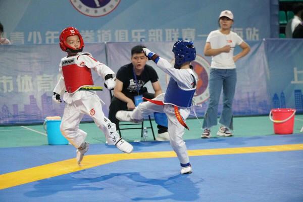 跆拳小将齐聚上海 全国俱乐部联赛上海揭幕