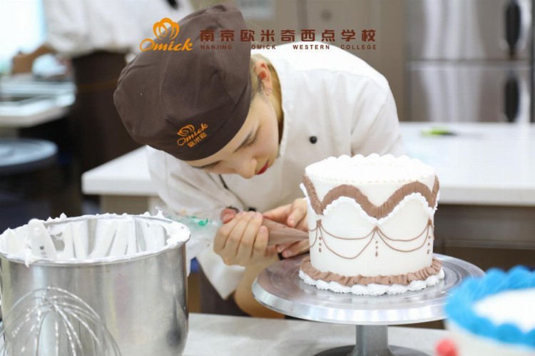 南京蛋糕培训班哪个品牌好？