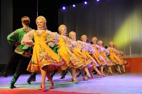 清凉暑假丨去俄罗斯学舞蹈，练就皇家气质