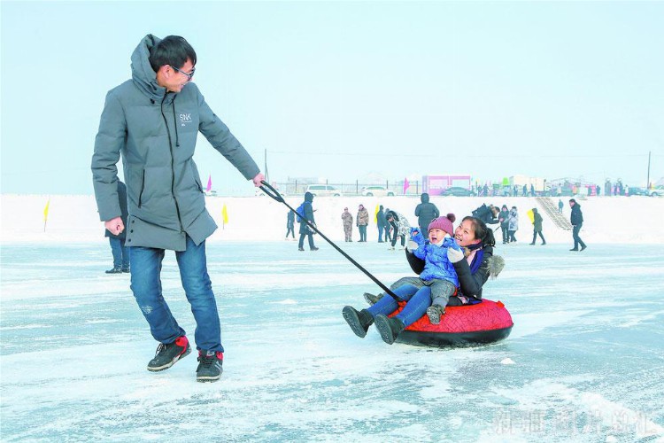 “快手”开展旅游扶贫直播秀活动 催热新疆冬季游
