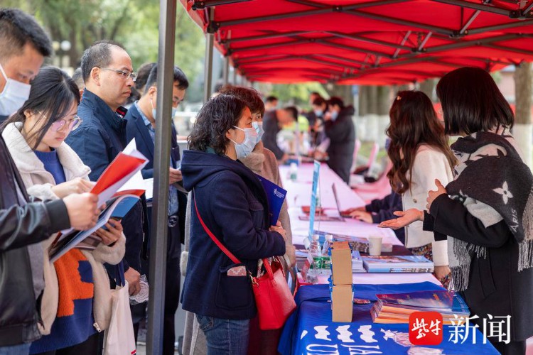 苏州大学出国留学培训基地五周年庆典暨第二届国际教育展圆满举办