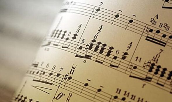 患者术前唱京剧缓解焦虑，音乐疗法可以突破药物镇静的局限吗？