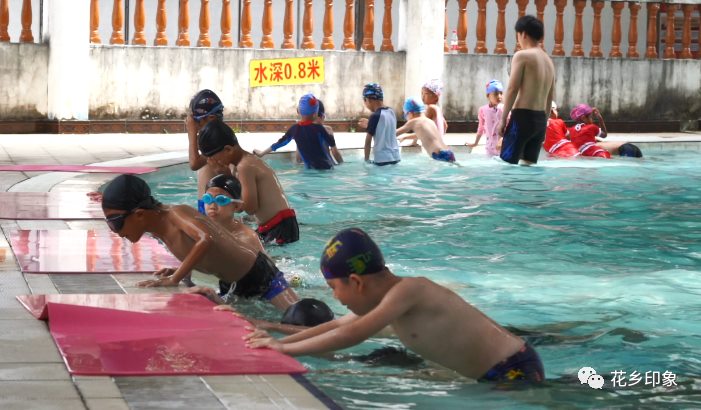 举办游泳公益培训班 提升市民防溺水技能