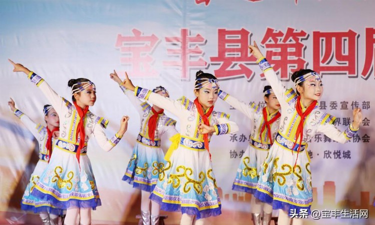 宝丰县第四届歌舞才艺大赛首场预赛隆重举行