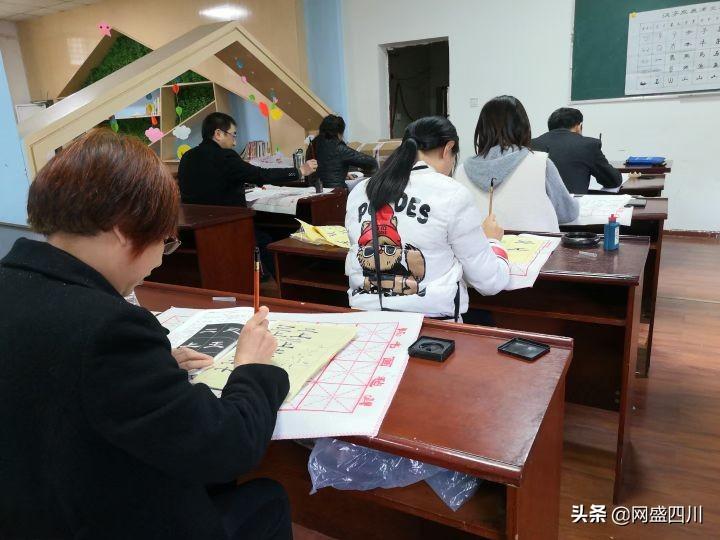 蓬安县文化馆成人书法初级班正式开课！！！