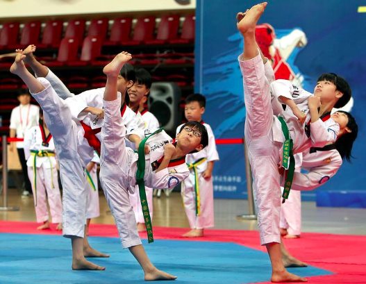 800余名选手同场竞技 上海市第九届跆拳道邀请赛今开幕