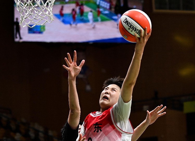 篮球——五人制篮球女子成年组：广东队获得铜牌