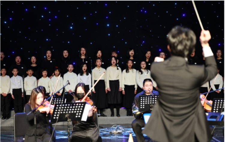 百余家庭唱中华古诗词，传统文化在歌声中传承