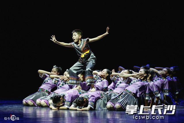 金牌校队⑦|长沙市实验中学舞蹈队：从2人到60人，拿到湖南省中学生舞蹈最高荣誉