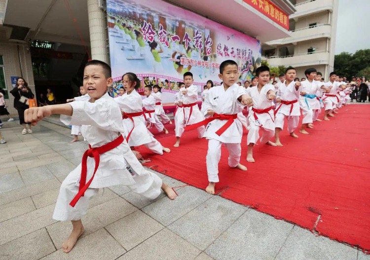 尚武崇文，成人成才——湛江市少林学校家长开放日活动纪实