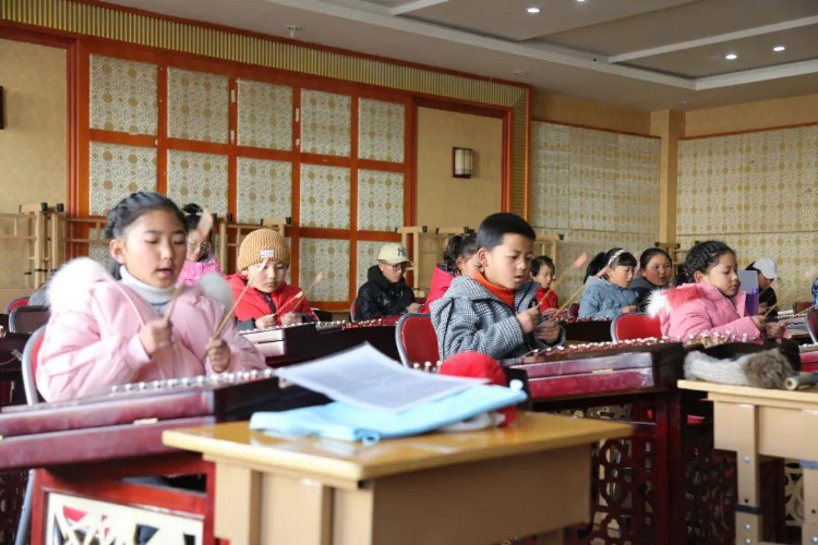 朗玛堆谐、扎念琴、吉他、美术…西藏自治区群艺馆免费开办培训班啦~儿童成人都能报名