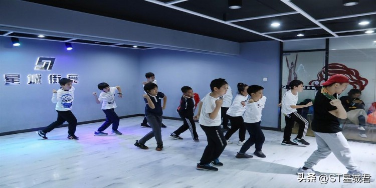 儿童舞蹈艺术培训机构一般要多少岁的孩子才可以学？