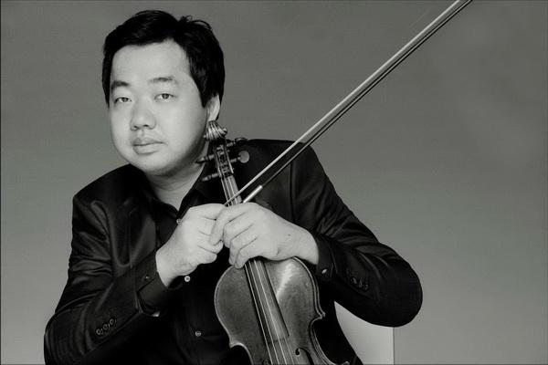 小提琴家宁峰挑战“巴赫无伴奏”，演出前我们和他聊了聊