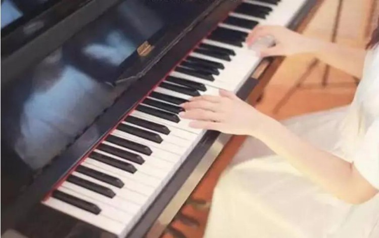 成人学习钢琴应该怎么安排课程进度？