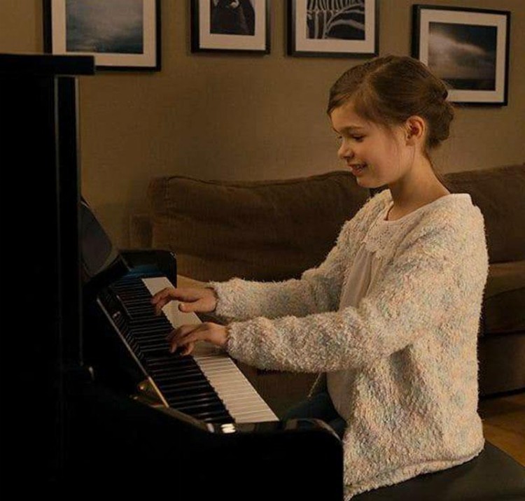缓解压力和负面情绪的最好方式：弹奏钢琴