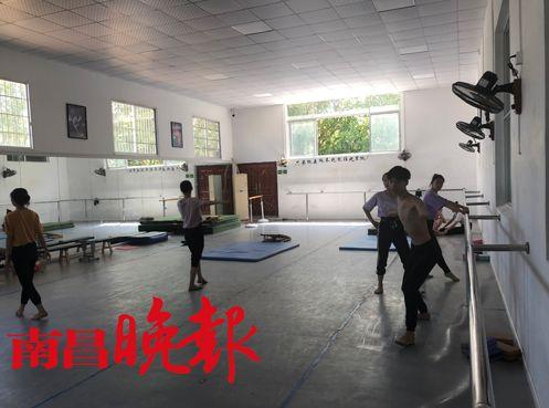 南昌舞园艺术培训学校无证办学 被责令限期整改