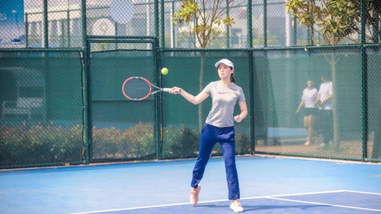 安泰网球俱乐部首届学员比赛精彩开打，运动才是保证健康的最佳“处方”！